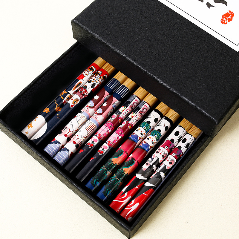 Palillos de bambú para el hogar al por mayor de dibujos animados macaron color de alto valor lindo 24cm comida dividida una persona, palillos 5 pares caja de regalo