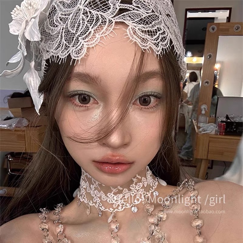 Maquillaje de novia francesa retro lujo ligero flor gorra de encaje nicho vestido de vacaciones foto toque de pelo