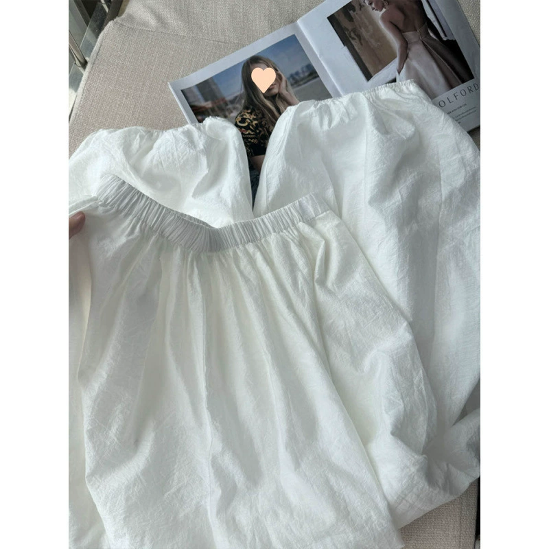 Белые светло-легкие шифоновые брюки oversize, прямой расклешённый крой