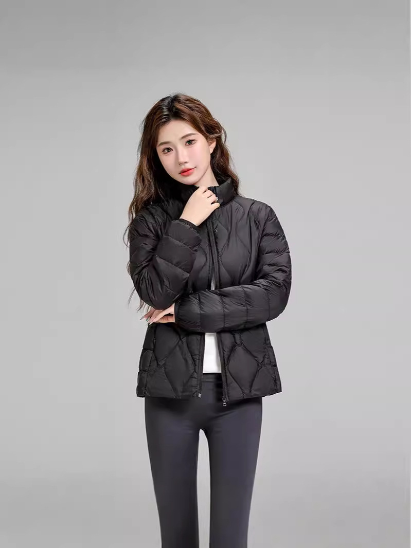 Chaqueta de plumón casual ligera de mujer moda polifacética blanca ligera caliente invierno y otoño abrigo delgado grande