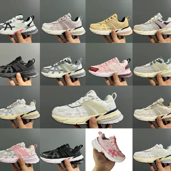 Children's shoes