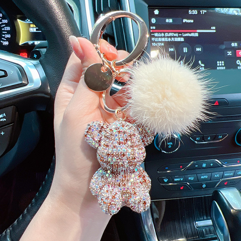 Nuevos productos de moda lindos viento gran botón redondo visón completo diamante osos llavero creativo pareja llavero colgante regalo