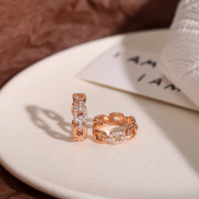 Sterling Silver Needle Niche Ear Cuffs 2026 New Fashion Exquisite Small Chain Earrings for Women with a High-End Feel and Zircon Inlays