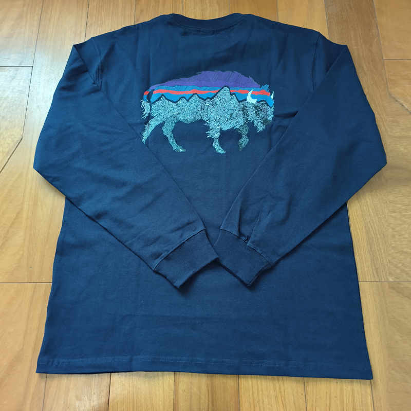 Logotipo de comercio exterior Classic Outdoor Mountain Series Camiseta de manga larga del mismo estilo para hombres y mujeres