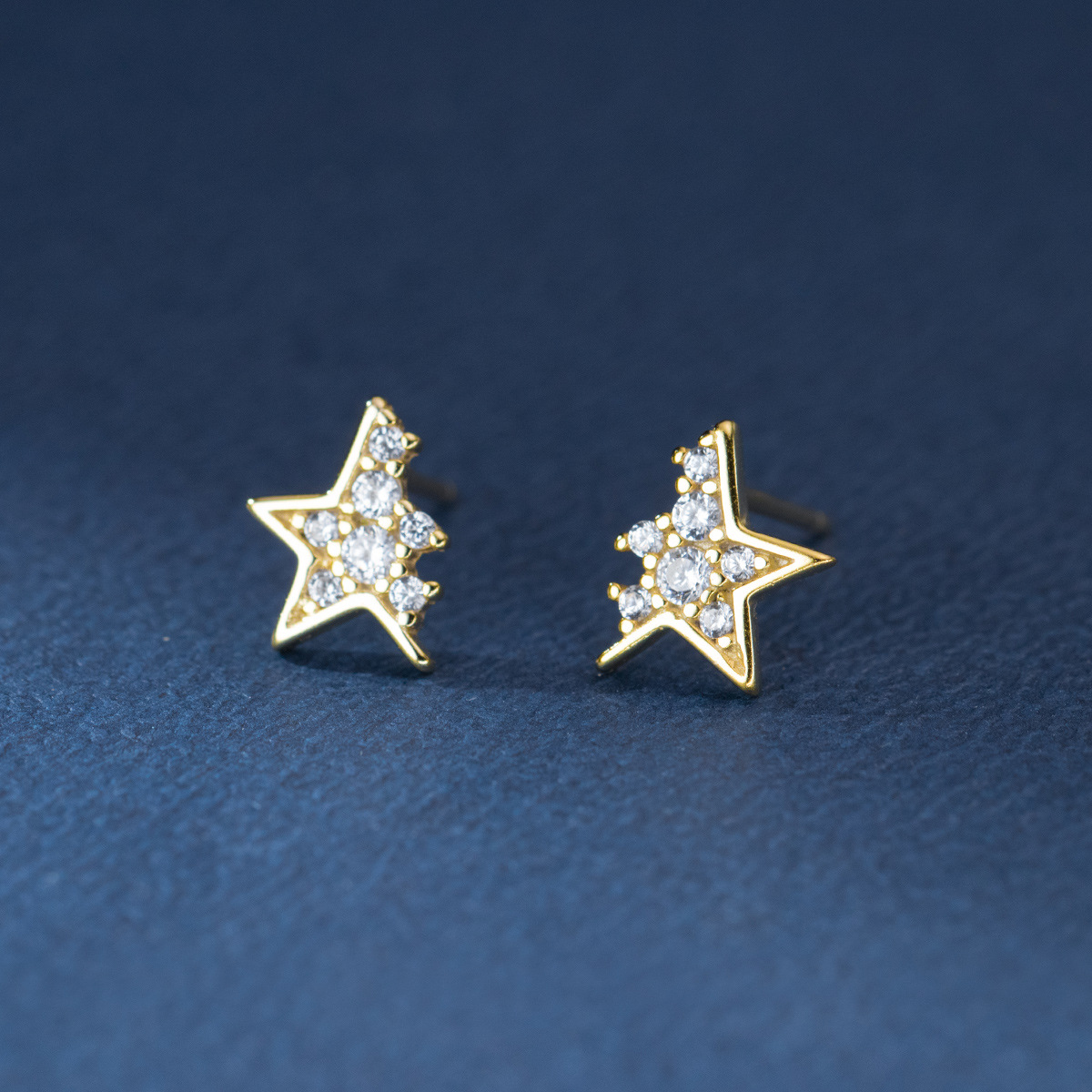 1 Pair Simple Style Star Inlay Sterling Silver Zircon Ear Studs display picture 1