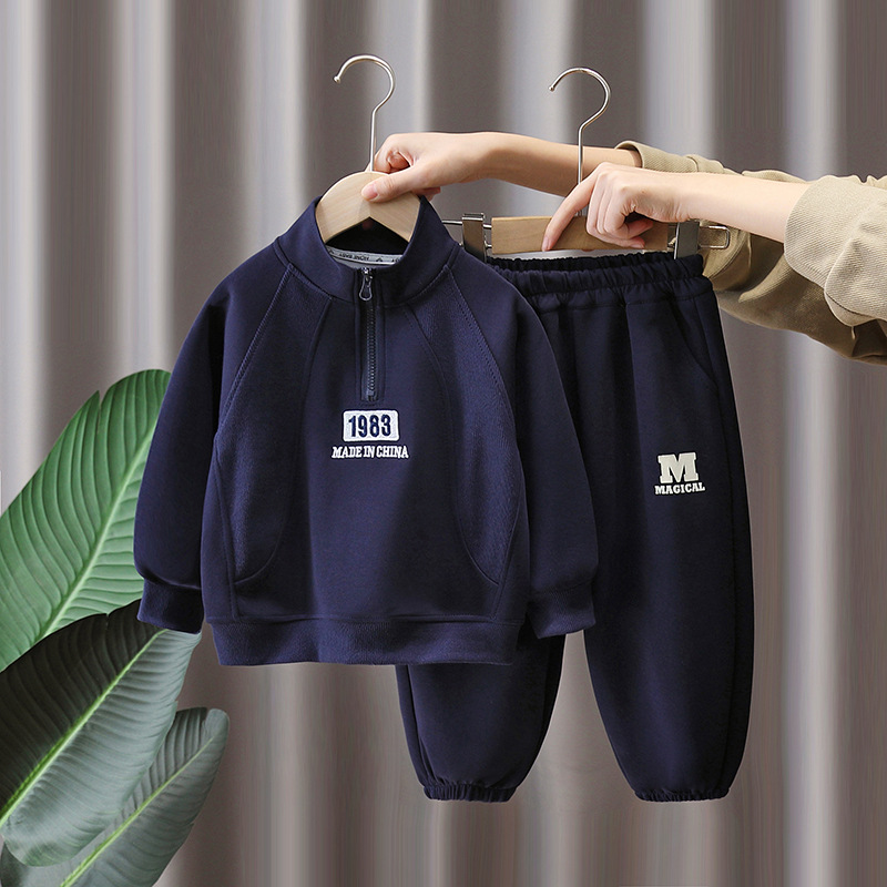 7844 traje de suéter de cuello alto para niños 2025 nueva primavera y otoño ropa para niños ropa deportiva fresca y hermosa primavera traje de dos piezas