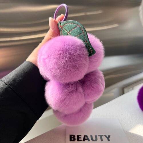 Manufacturer wholesale real rex rabbit fur grape car keychain pendant cute plush ball bag pendant birthday gift