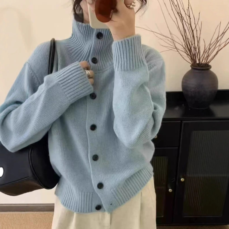 25 Autumn and Winter Turtleneck Knitted Cardigan Women's 100 Pure Wool Sweater European Classy Lapel Short Thickeneded Sweater Jacket