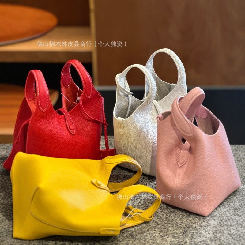 Right Edition Niche Design Head Layer Cowhide Vegetable Basket Bag Women's Portable Bucket Bag Casual Commuter Shoulder Crossbody Bag
