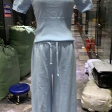 2026���Ŀ羳�¿�������£��ɾo���ѝ�����׼�ɫ���I���e���bŮ