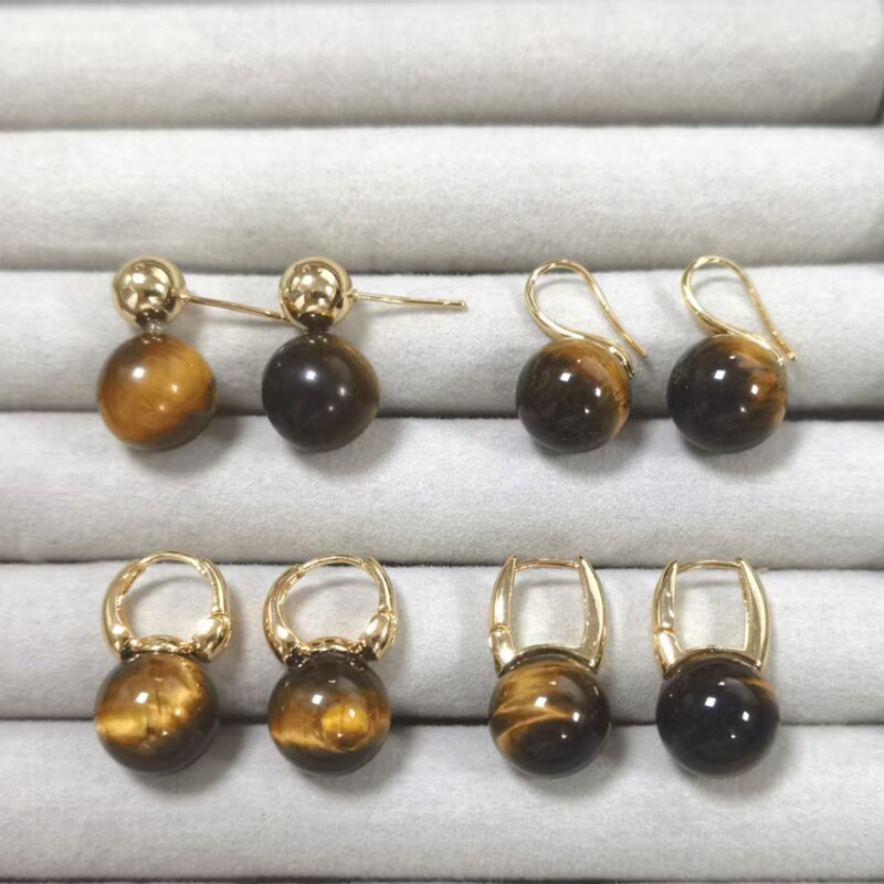 Vintage Hong Kong-style Maillard Halo Tiger's Eye Earrings Women's Elegant High-end Earrings Autumn and Winter Light Luxury Ear Hook Ear Buckle