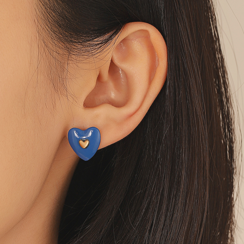 Fashion Heart Shape Alloy Metal No Inlaid Ear Studs display picture 2