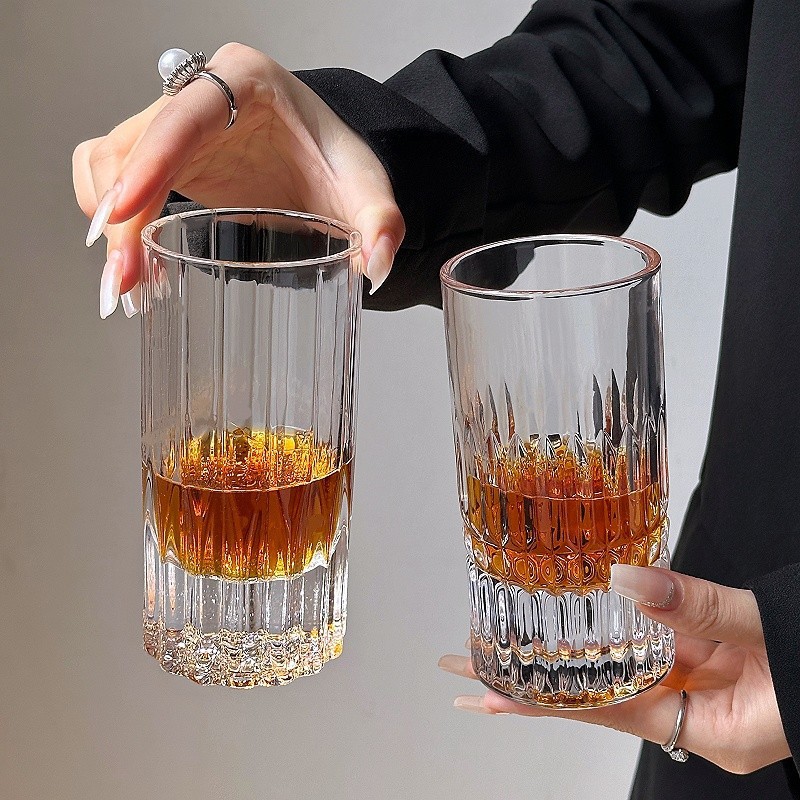 Ins tazas de vidrio esculpidas de alto grado nórdico de lujo ligero tazas de té caseras tazas de whisky tazas de leche tazas de cerveza tazas de jugo