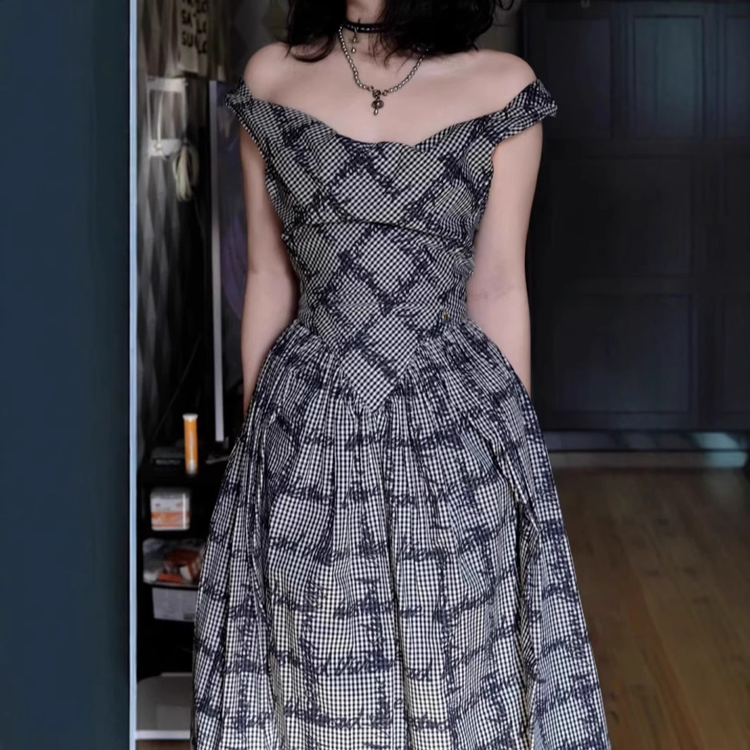法式少女气质抹胸长裙高腰显瘦礼服格纹长款可拆卸吊带连衣裙女
