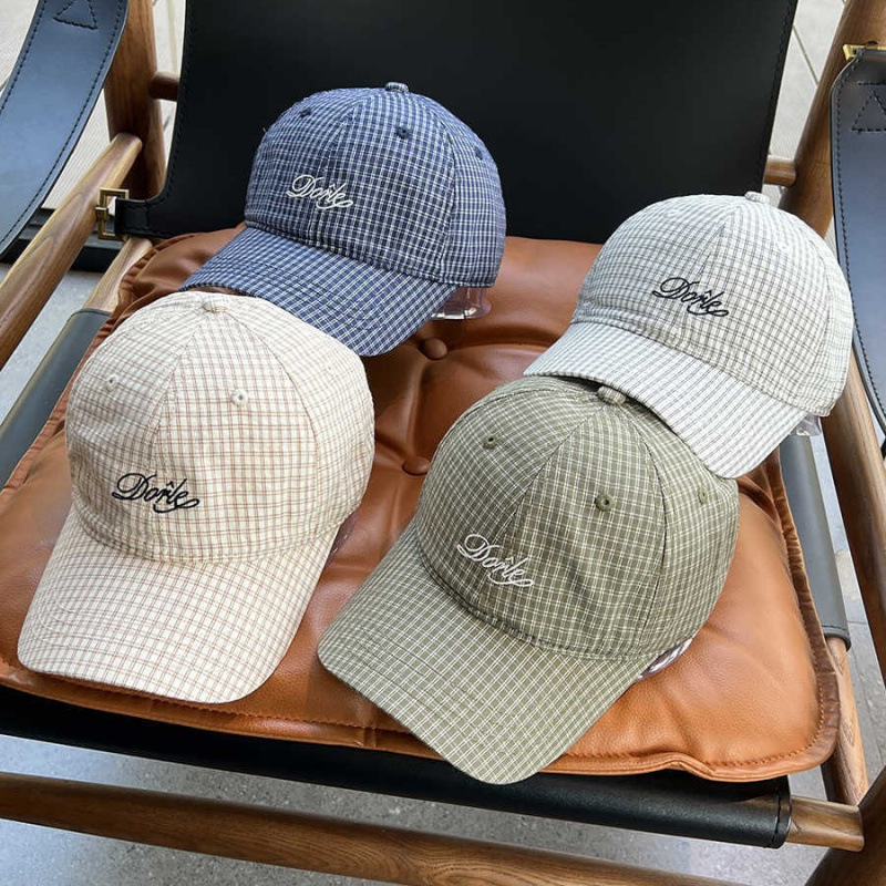 サヴィと同じスタイルの女性用刺繍チェック柄野球帽、夏の新しいスタイル、多用途、顔が見える、小さなソフトトップ、カップル用の男性用ひさしキャップ-|undefined