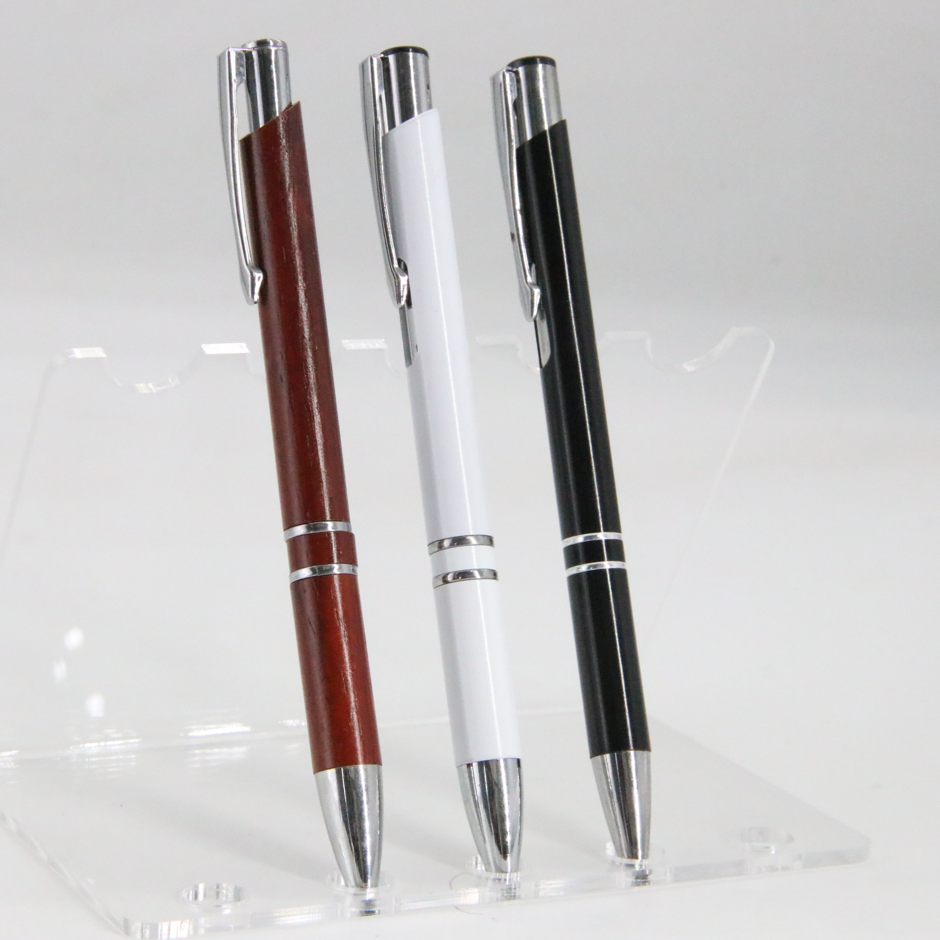 Empuje el bolígrafo Bullet recarga láser Logotipo de oficina suministros escolares fábrica al por mayor bolígrafo