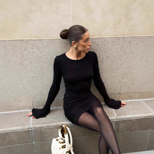 �W��Ů�b�ﶬ�¿���|�A�I��������~߅���������B��ȹ