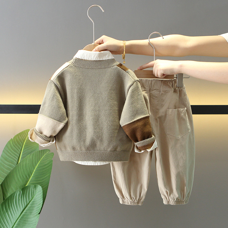 6287 Traje de primavera y otoño para niños 2025 nuevo estilo estilo occidental suéter de manga larga para niños traje de tres piezas bebé primavera y otoño versión coreana