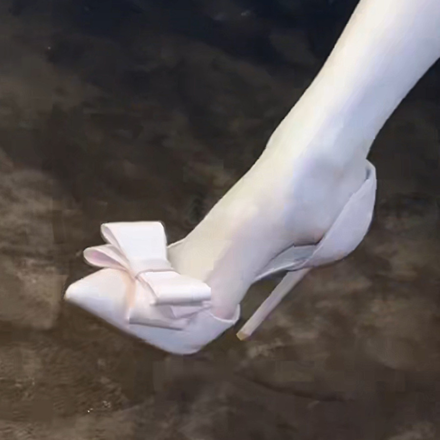 Décolleté stiletto donna a punta con fiocco elegante_voghion.com