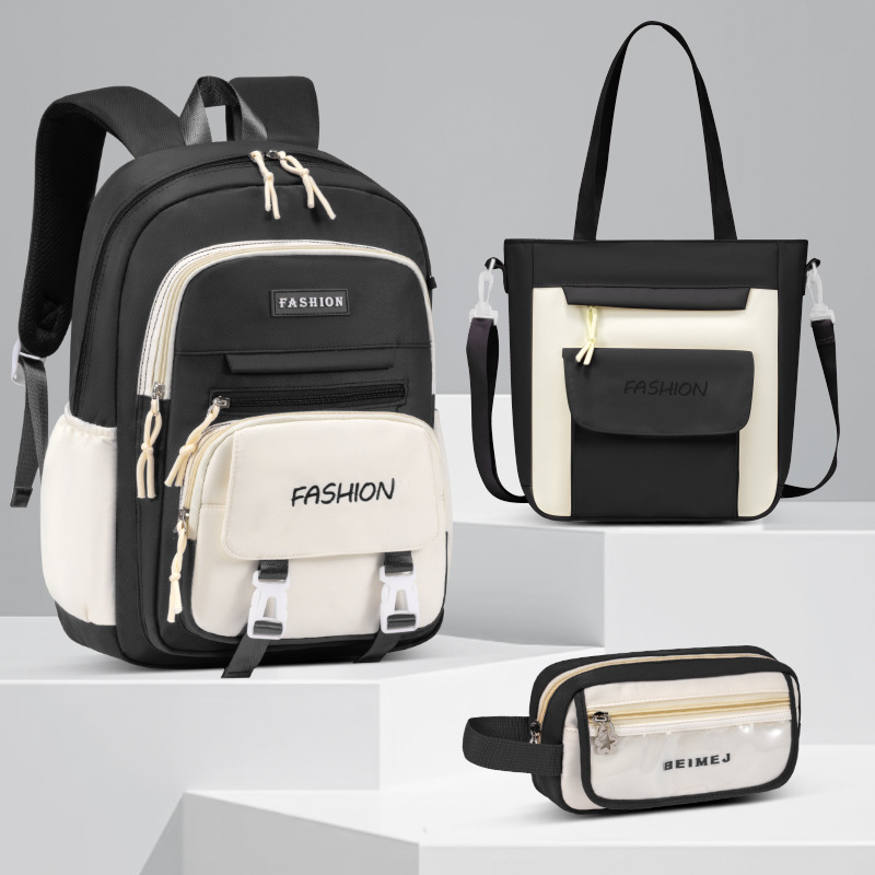 블랙 쓰리피스 슈트