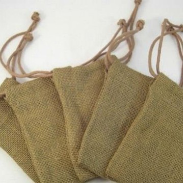 【深圳厂家束口文玩亚麻布袋电子产品拉绳绒布袋香烟袋收纳黄麻