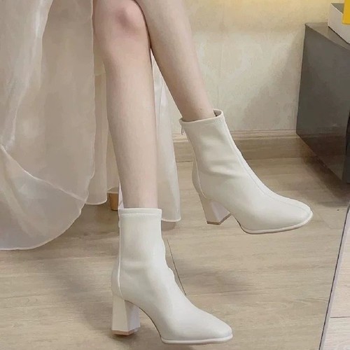 Korean-style college wind high-heeled ankle boots for autumn and winter, white skinny boots, French square-toe chunky heel Martin boots