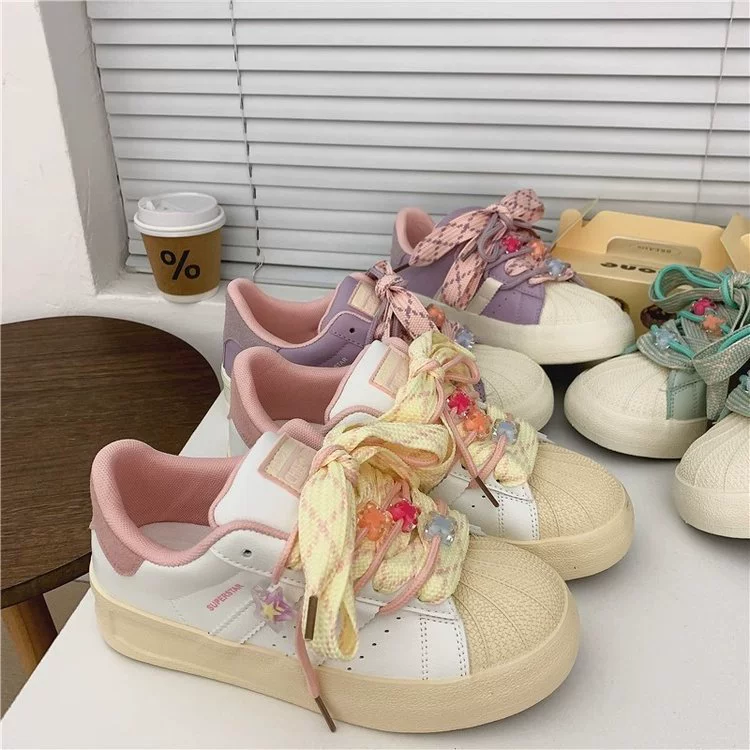 Массовые товары была выпуска. Достатный запас. Кроссовки Four Seasons мятный зеленый белый розовый фиолетовый желтый другие взрослые мужчины