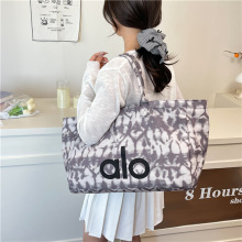 �羳�W���͹ŷ����μ����ذ�Ůʿ������ُ��������\���٤�����l