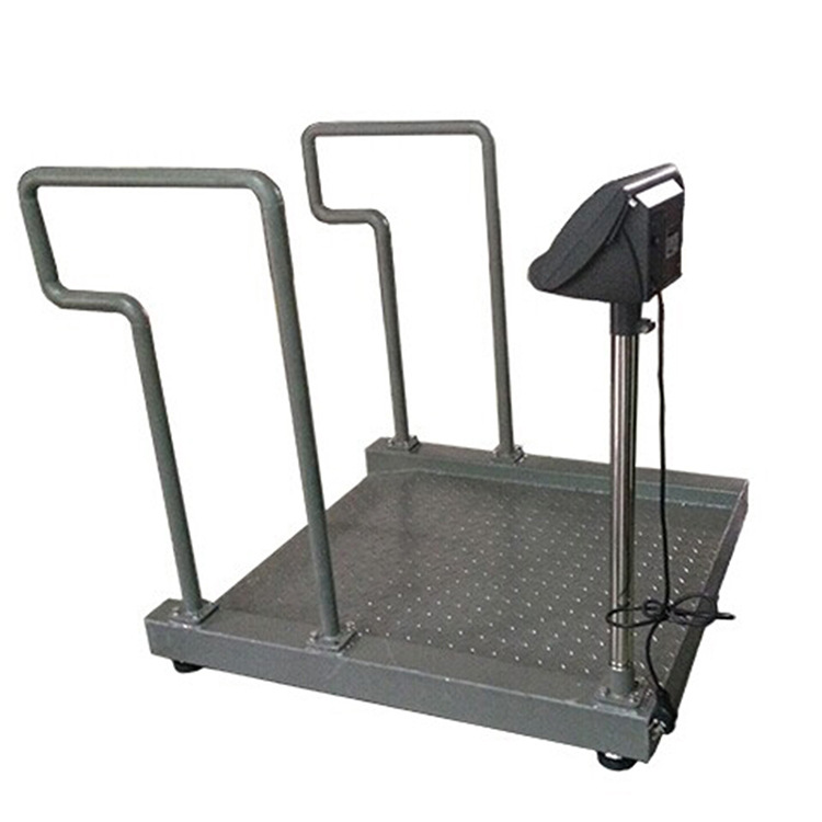 透析室轮椅秤300kg医用轮椅体重电子秤带双扶手斜坡轮椅秤300kg