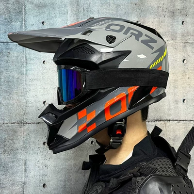 Motosiklet kaskı (dəbilqə): Mountain Bike Helmet - bright-gray-track-with-666-colored-mirrors-and-free-gloves-and-mask-s