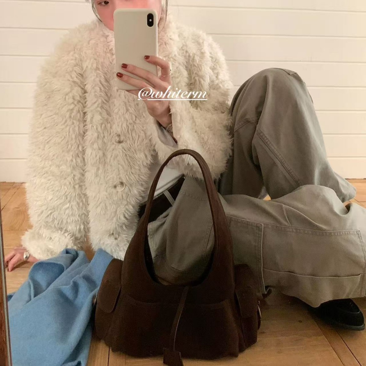 Trending Suede Hobo Bag For Women 2025 New Arrival Luxury Niche High-End Large Capacity Commuter Handbag Shoulder Bag - Thumbnail 2