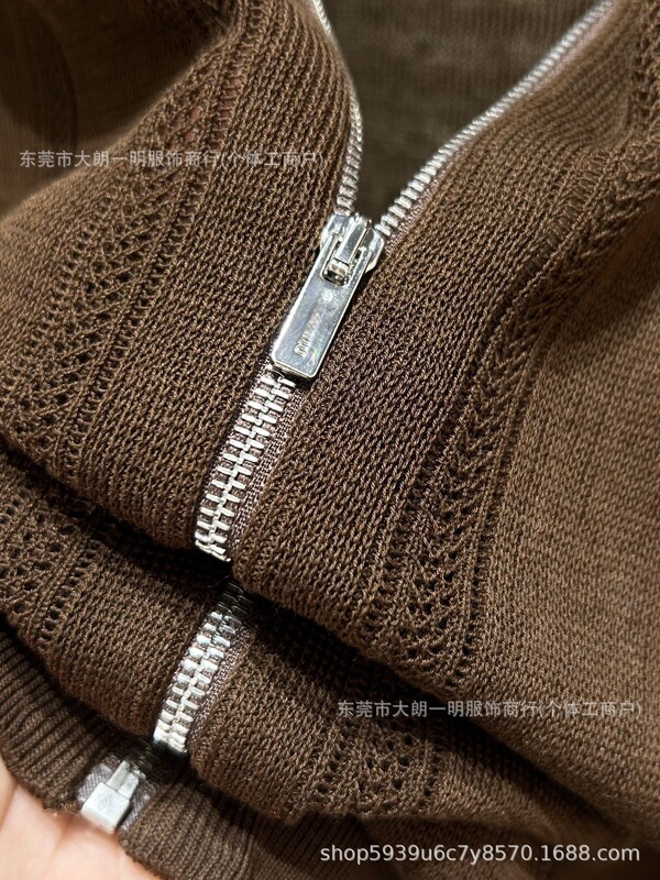 MM Home 2025 新しい夏スタイルフレンチカレッジスタイルレター中空スタンドカラージャケット年齢軽減ニットセータージャケット女性用|undefined