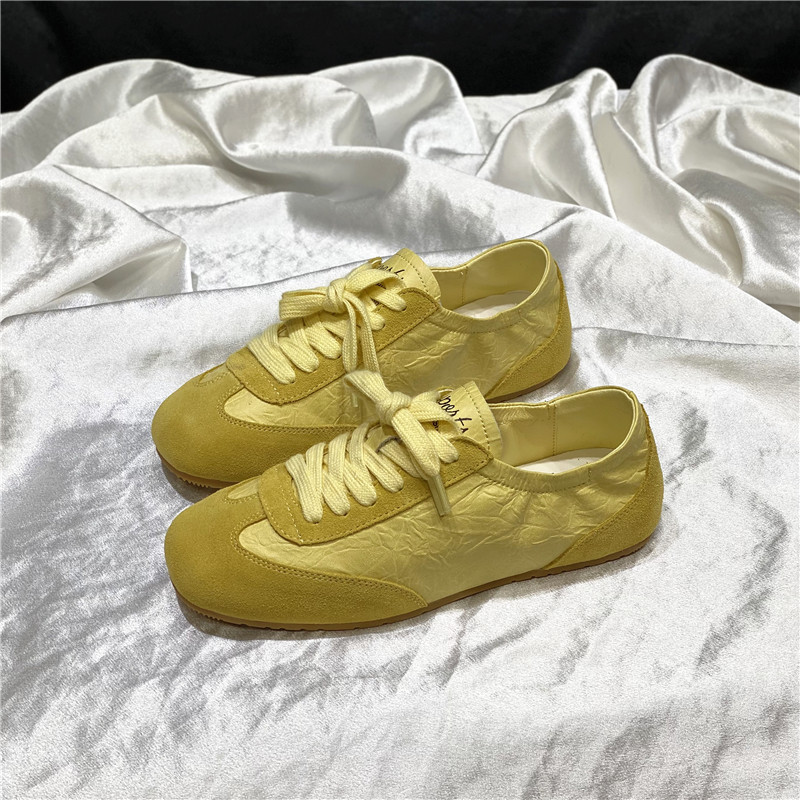 Primero antiguo ~ Zapatos de entrenamiento alemanes para mujer 2025 nuevos zapatos Forrest Gump de suela suave, zapatos blancos cómodos con cordones casuales planos