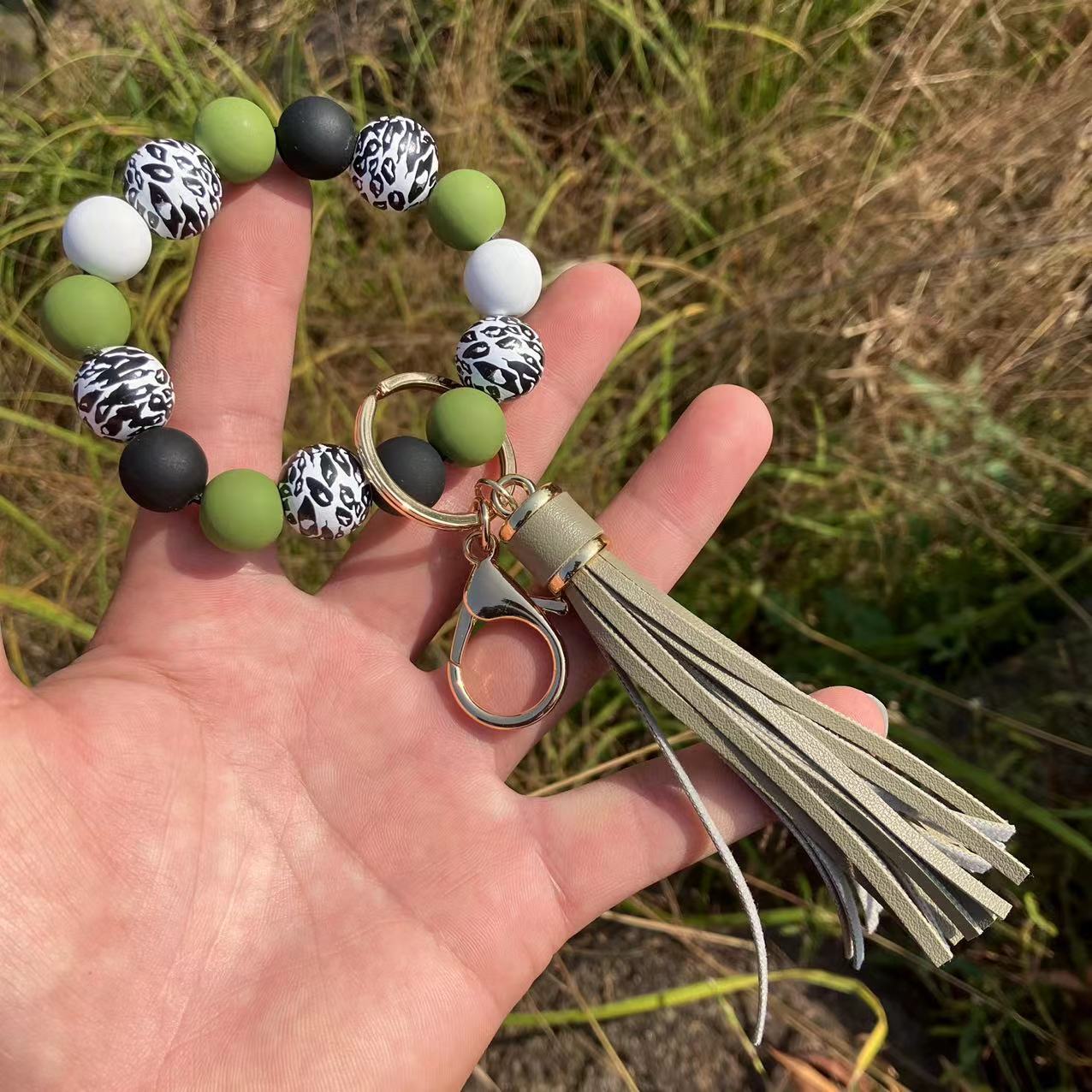 1 Stück Lässig Strassenmode Farbblock Kieselgel Armbänder Schlüsselbund display picture 10