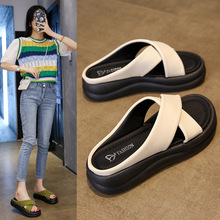 交叉带厚底拖鞋时尚女士外穿松糕厚底凉拖41码交叉带软底家居拖鞋