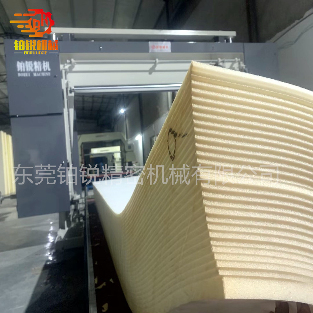 东莞铂锐海绵台板平切机切割家私海绵厚薄均匀速度快切厚棉不拿棉