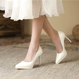 女式时装单鞋;高跟凉鞋;高跟拖鞋