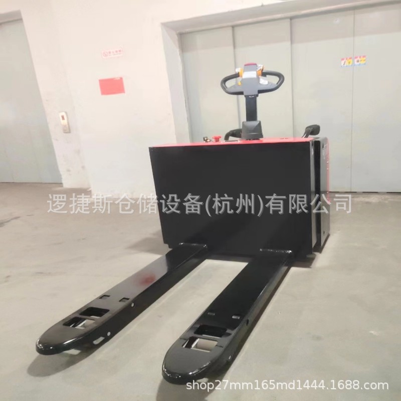 全电动搬运车5吨站装卸货驾式仓库升降液压装卸车托盘拖车