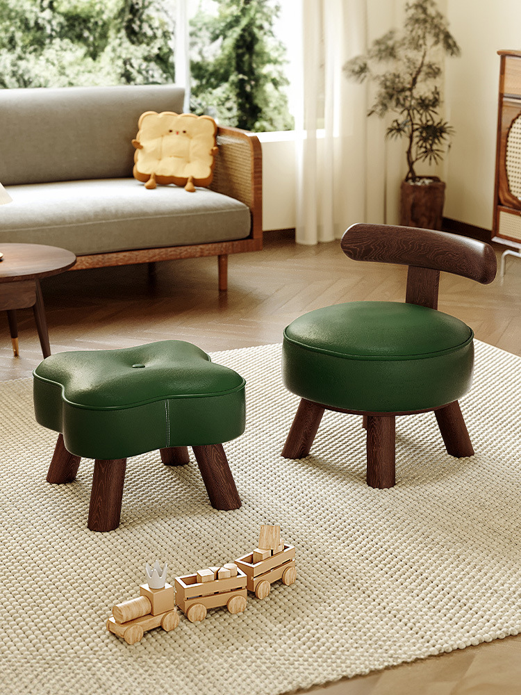 Solid Wood Small Stool for Home Use, Low Stool for Changing Shoes at the Door, Coffee Table Stool, Sofa Stool, Children's Stool, Small Chair for Living Room