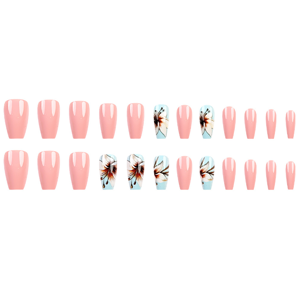 Uñas postizas de estilo corto con diseño de pétalos de lirio para comercio exterior, color rosa simple que realza la tez, uñas de alta gama, piezas de uñas de gran venta.