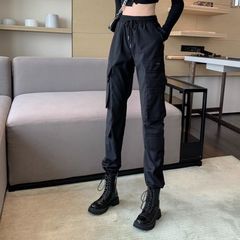 作業服のズボンの女性の小さいズボンの春と秋のマーティンの靴の女性の腰のゆったりしている束の足はやせているレジャーのズボンを現します。