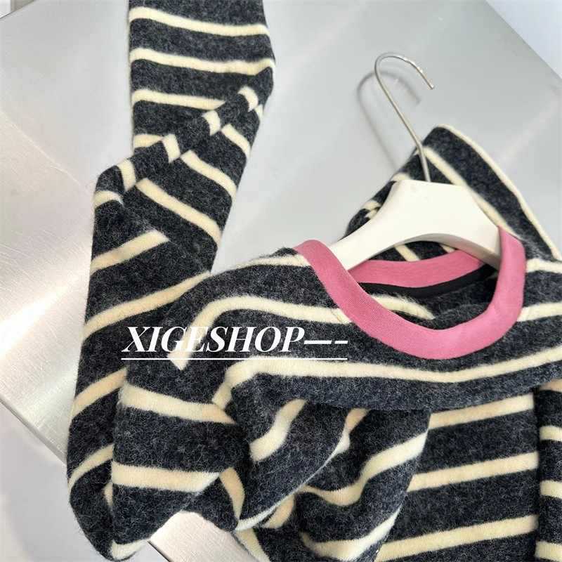 Thirteen Lines Women's Wear Plush Style Pink Striped Long-sleeved T-shirt Women's Autumn and Winter Thick Soft Waxy Loose Base Shirt Thirteen Lines Women's Wear Plush Style Pink Striped Long-sleeved T-shirt Women's Autumn and Winter Thick Soft Waxy Loose Base Shirt