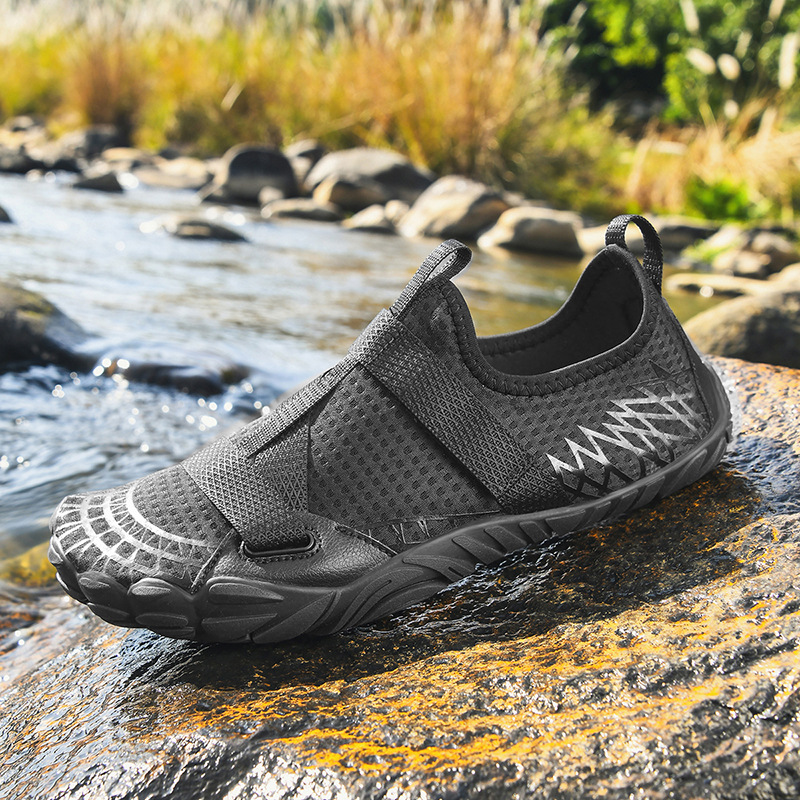 Five-Finger Quick-Drying Water Shoes, Beach Wading Shoes, Couple's River Tracing, Surfing, Fishing, Fitness, Yoga, Squats, Water Sports Shoes