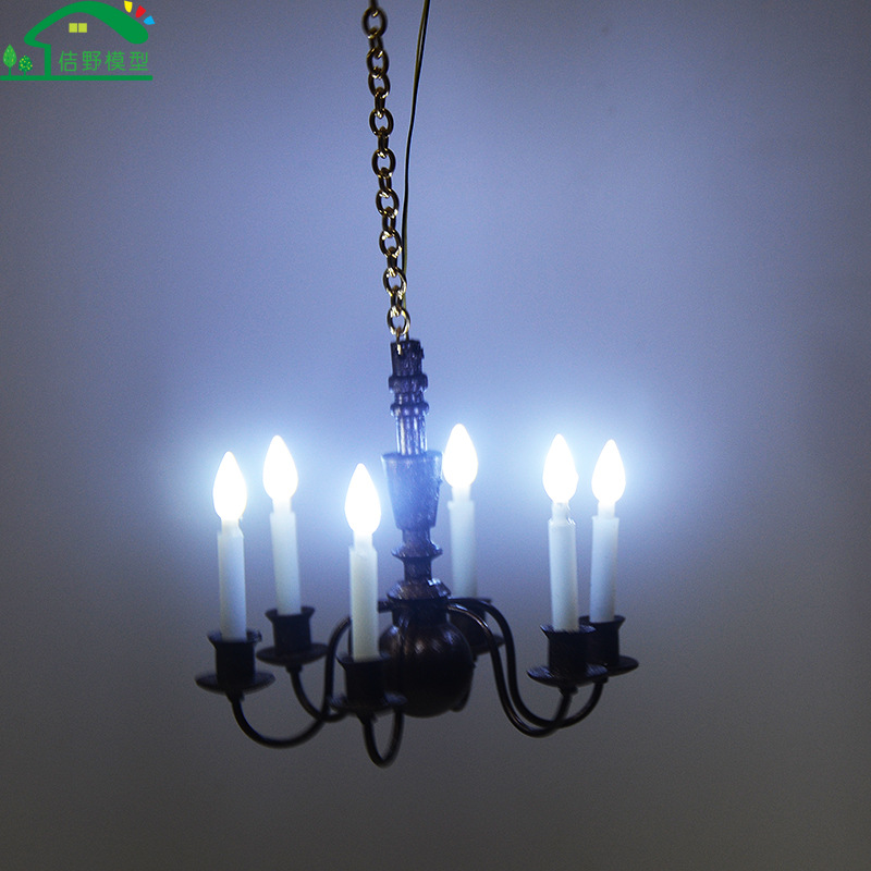 Mini lámpara modelo metal antiguo seis-cabeza sala de estar luminosa lámpara nuevo edificio arena bandeja interior modelo material 3V