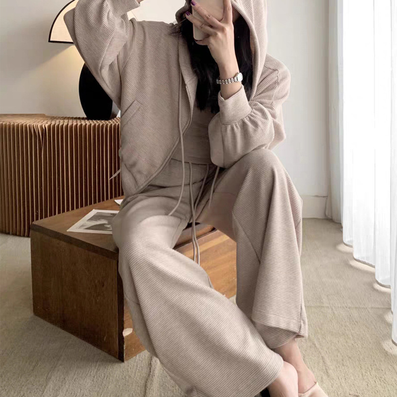 Airport Private Waffle Hooded Sweatshirt Jacket with Vest Top High Waist Straight Casual Pants Three-Piece Set