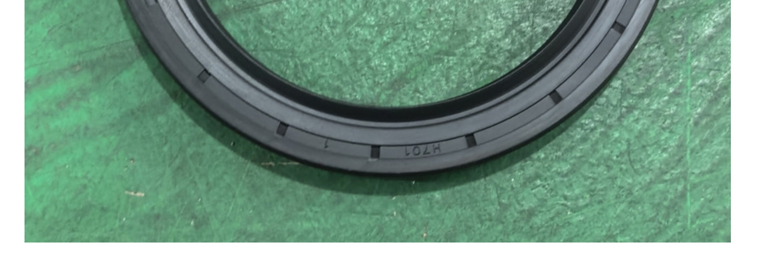 714-07-18530 Gearbox transmission shaft oil seal suitable for Komatsu WA400-3 WF450T-3