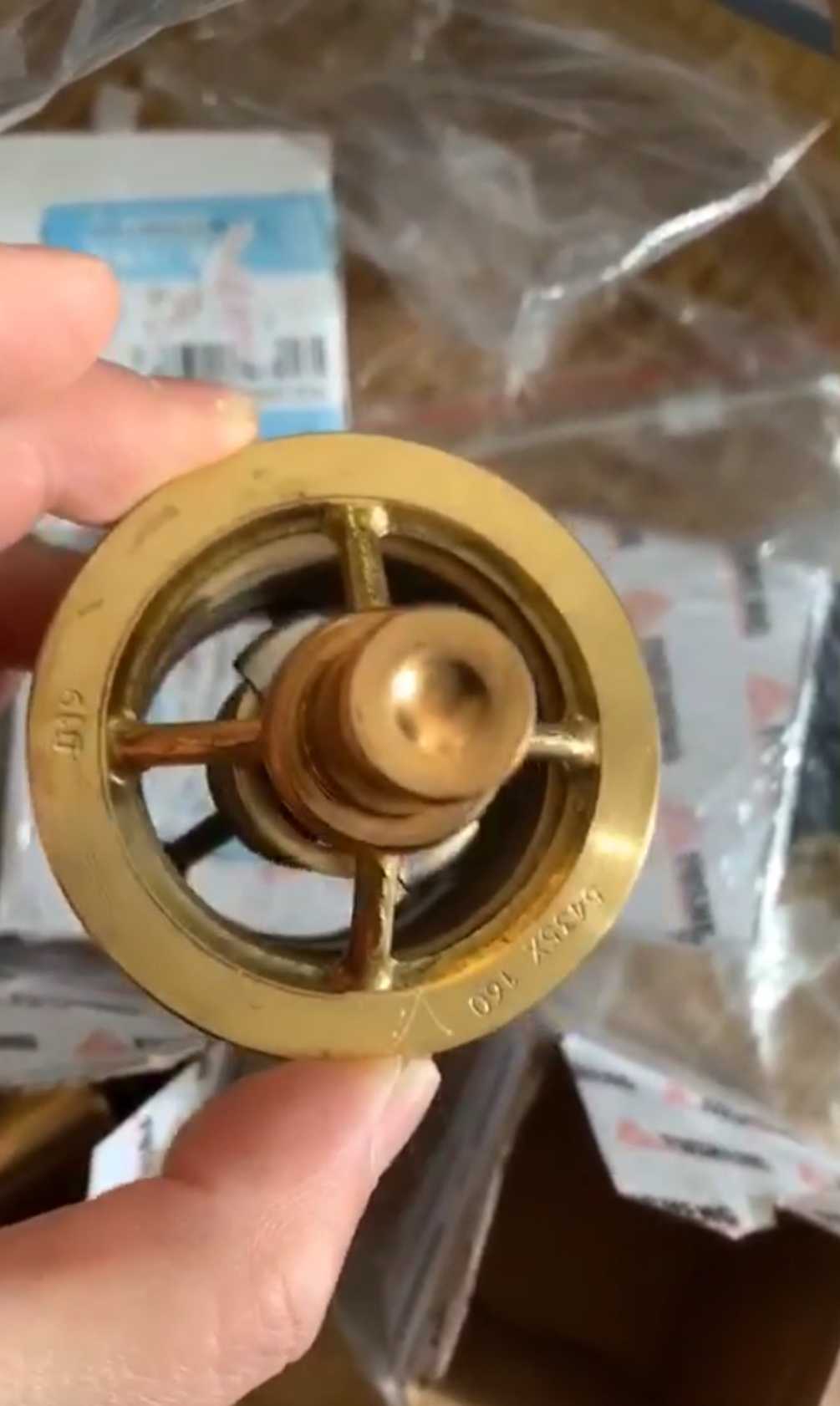 23889173英格索兰螺杆式空压机温控阀芯温控阀总成23635956