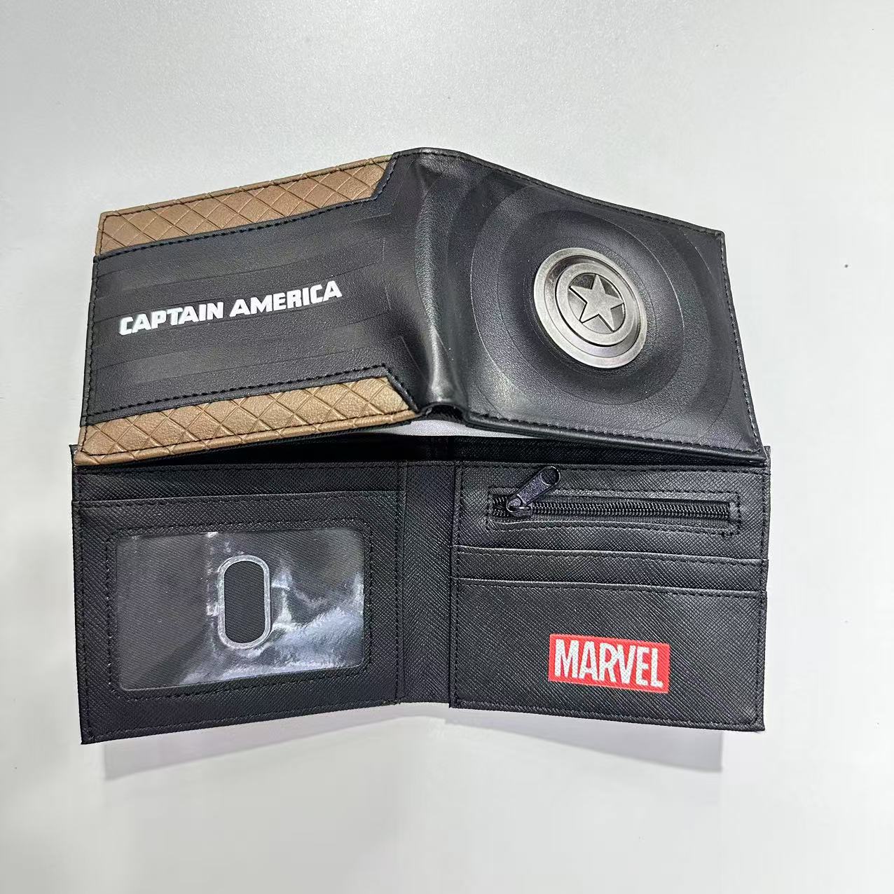 Monedero de metal de superhéroe Batman Spider-Man Capitán América Paquete de tarjeta de monedero de cuero de metal en relieve