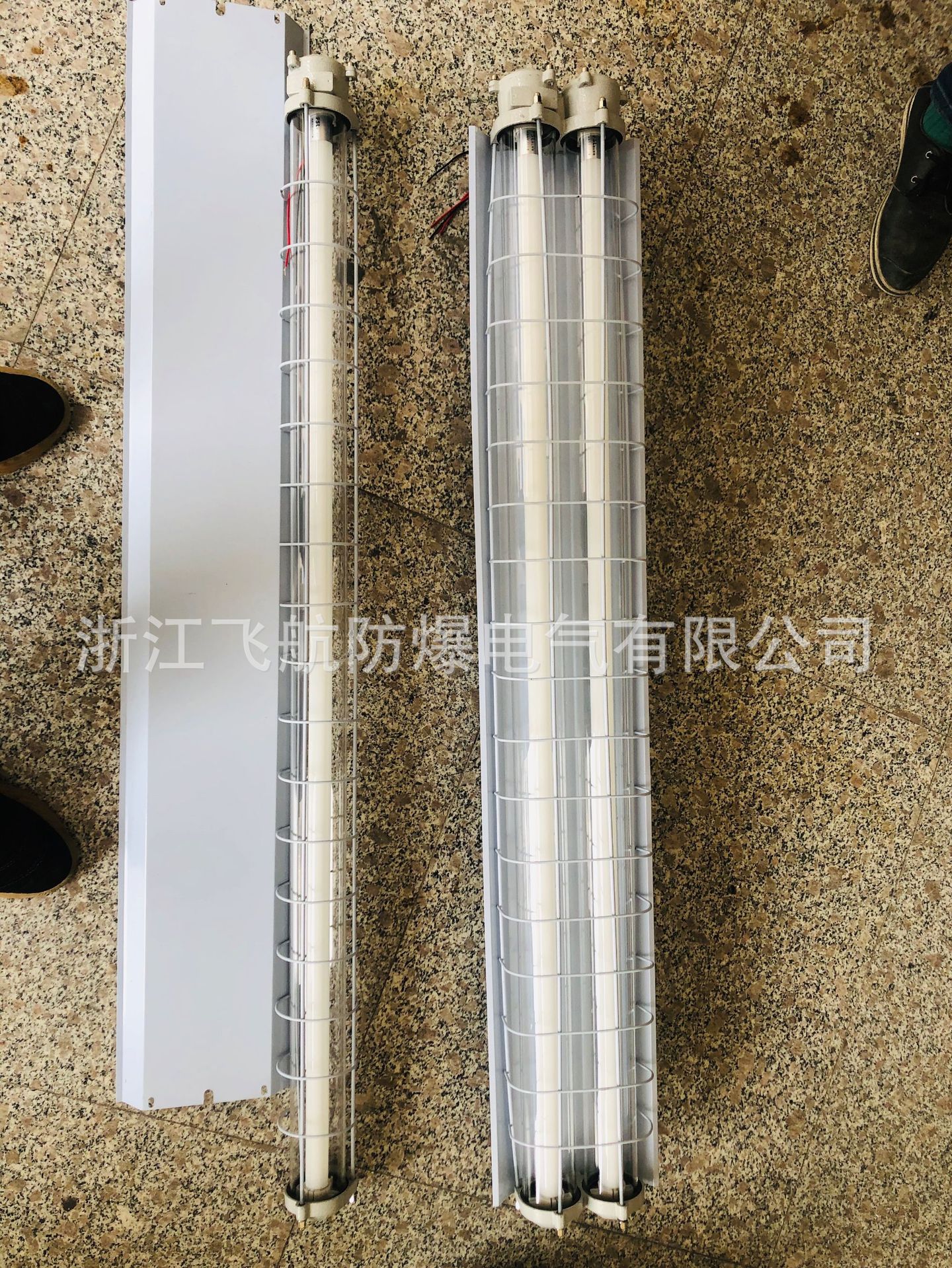 DYD-22W��������ӫ���,��������ӫ��ƣ�����ӫ���20*40W