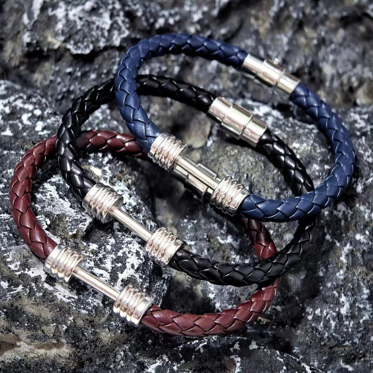 编制手链个性潮流男士手绳小众设计高级感黑色皮绳欧美跨境饰品